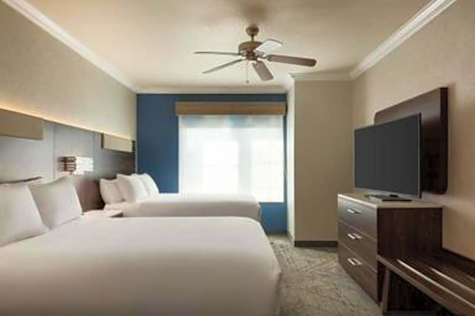Holiday Inn Express Hotel & Suites Bakersfield Central By IHG