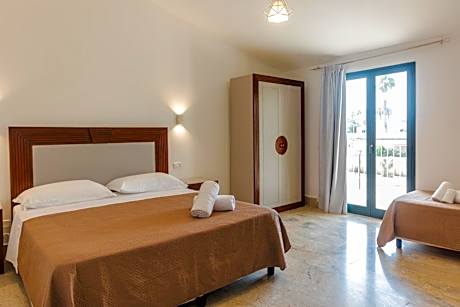 Comfort Quadruple Room