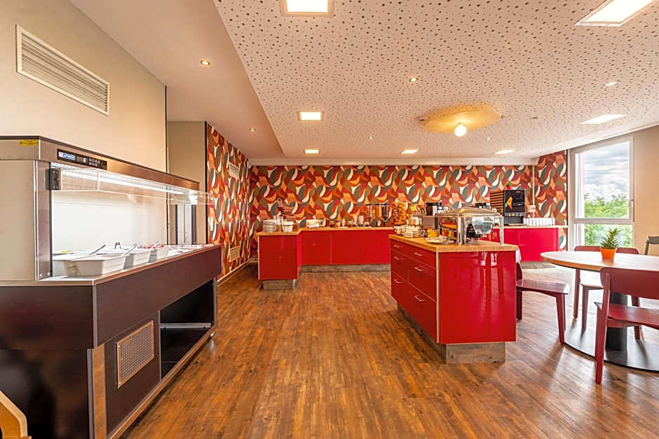 B&B Hotel Lully 3 Lakes