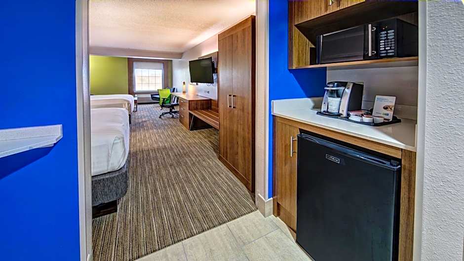 Holiday Inn Express Hotel & Suites Crossville By IHG