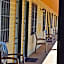Ten Dollar Town Motel