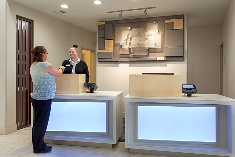 Holiday Inn Express Hotel & Suites Amarillo By IHG