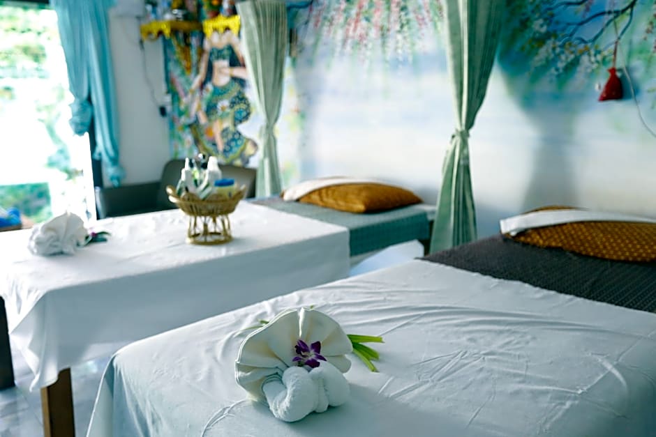 Baan Kamala Fantasea Hotel