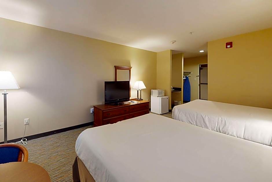 Ramada by Wyndham Strasburg