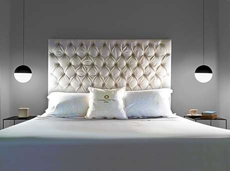 Deluxe Suite with Heated Spa Bath