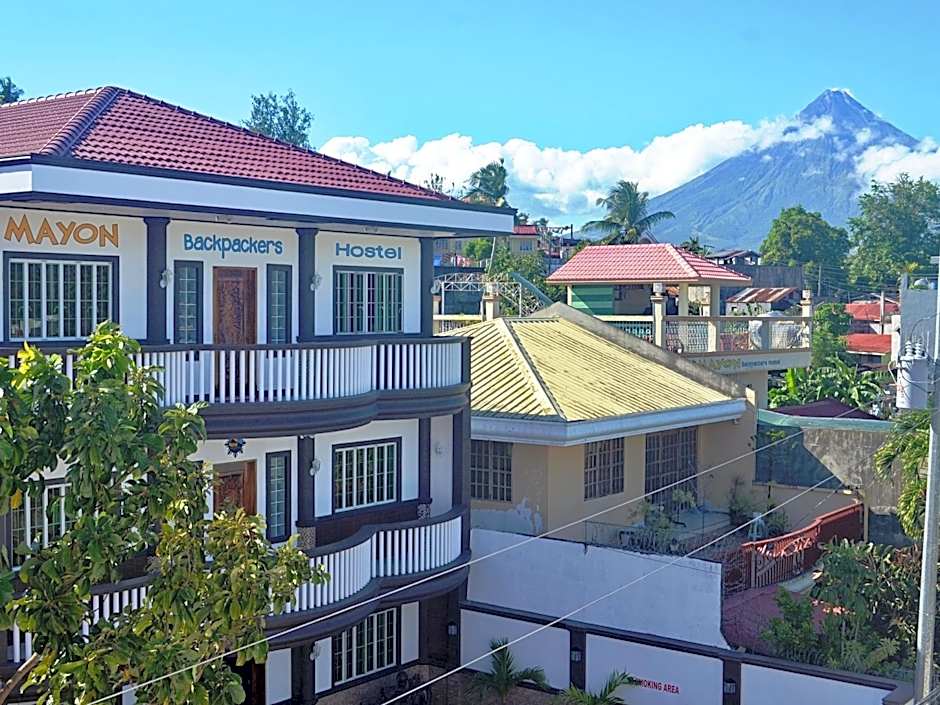 Mayon Backpackers Hostel