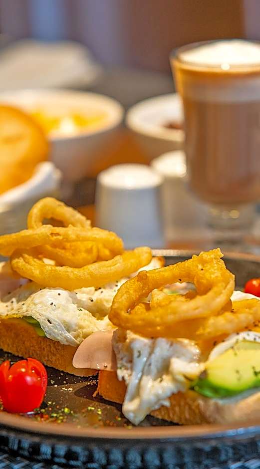 Carlota Sustainable Design Hotel