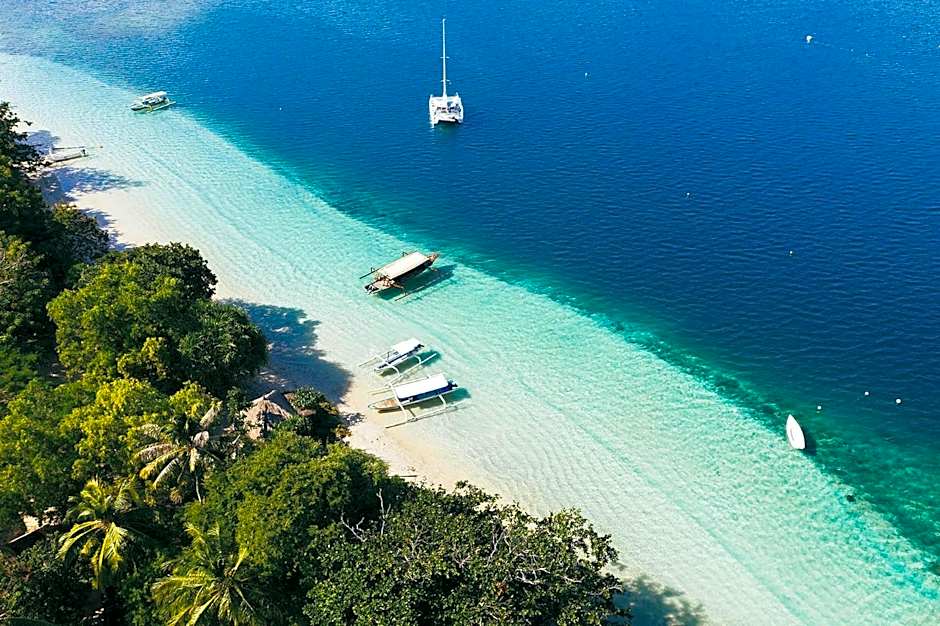 Gili Asahan Eco Lodge & Restaurant