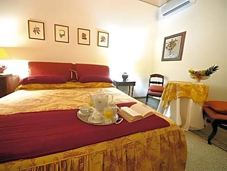 Suite 2 Bedrooms