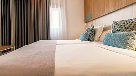 One Bedroom Suite Partial Sea View