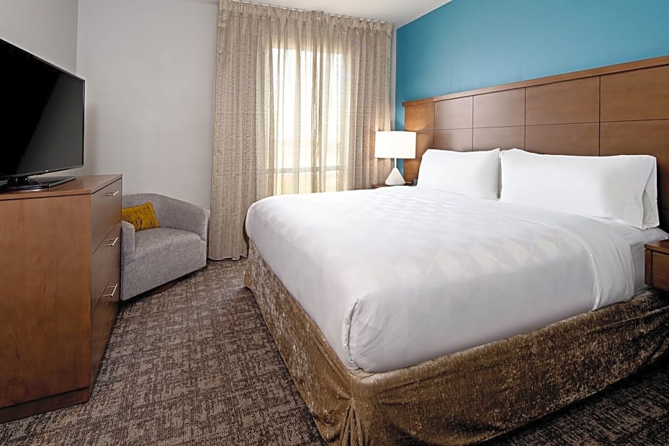 Staybridge Suites Long Beach Airport