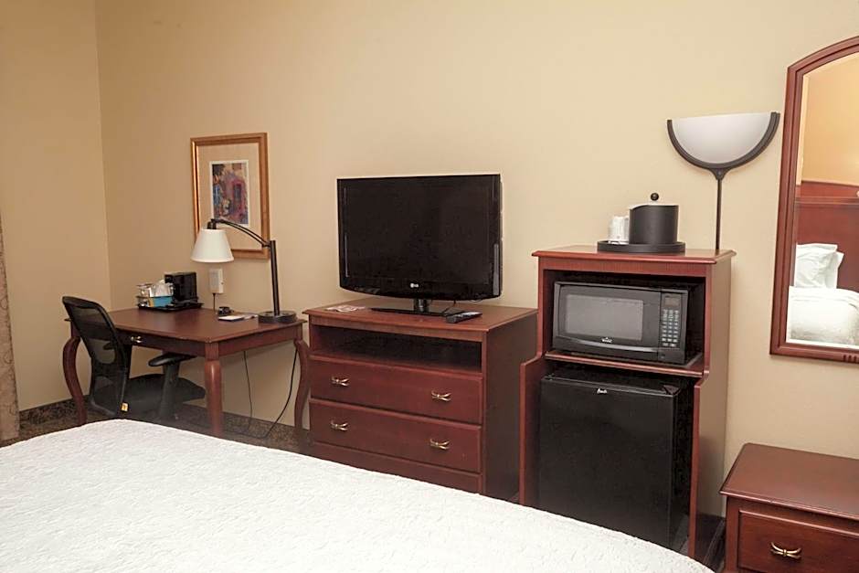 Hampton Inn By Hilton Oneonta, NY