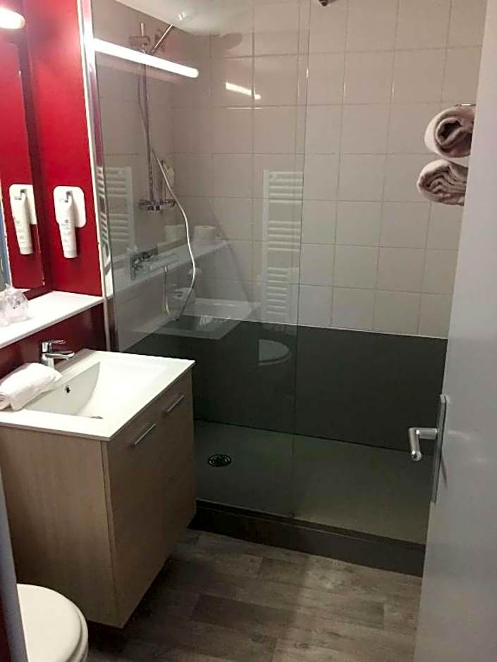 BRIT HOTEL Confort MORLAIX