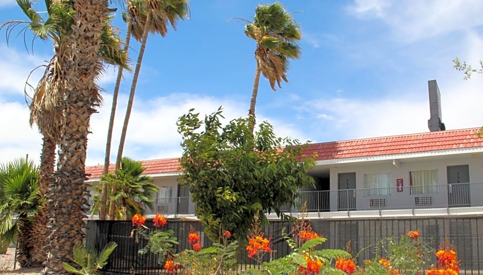 Minsk Hotels - Extended Stay, I-10 Tucson Airport