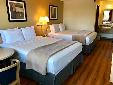Queen Room with Two Queen Beds