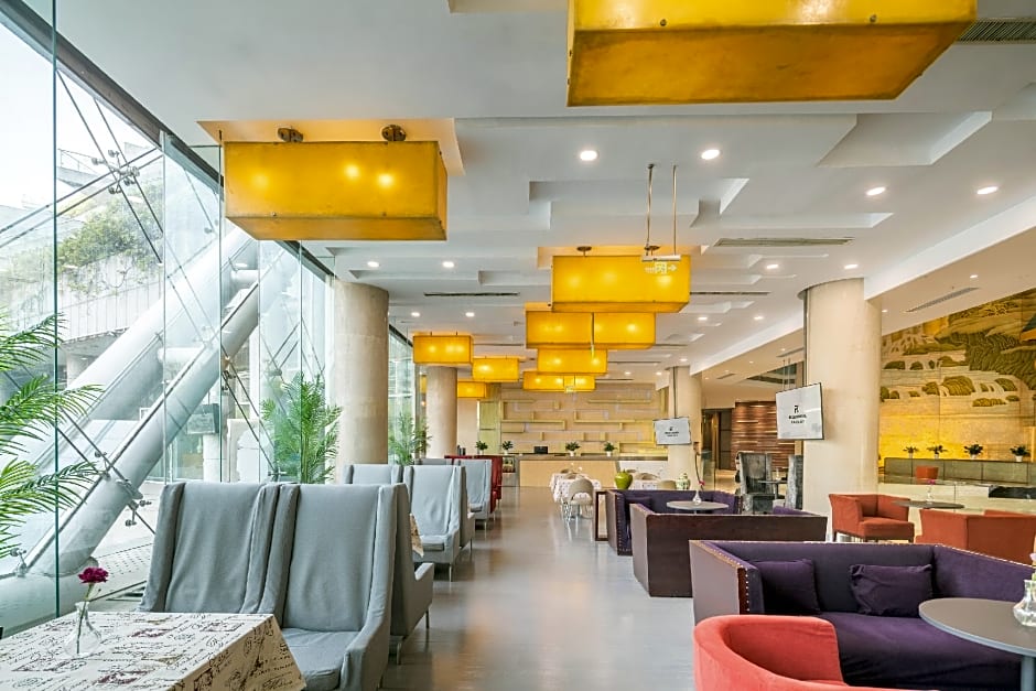 Rezen Hotel Tianjin Binhai