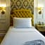 Hotel St. Ellis