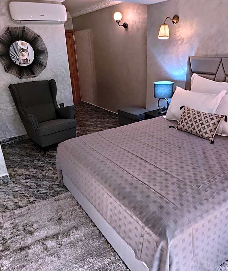 Equi Palace & SPA Near Aeroport