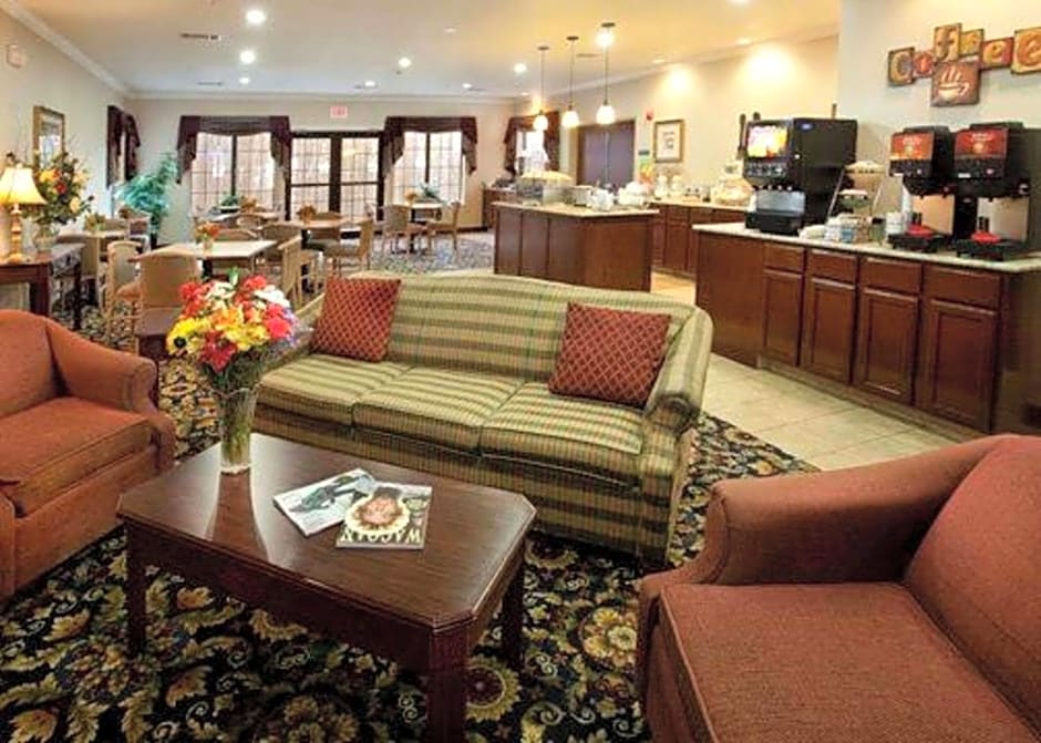 Quality Inn & Suites Near University