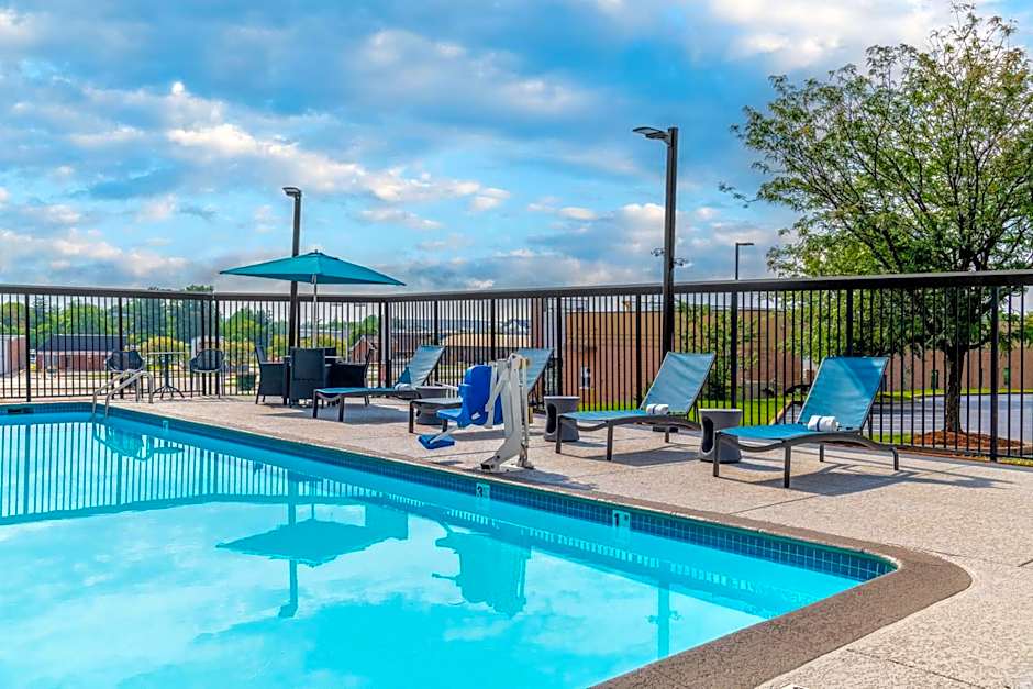 Hampton Inn By Hilton Martinsburg