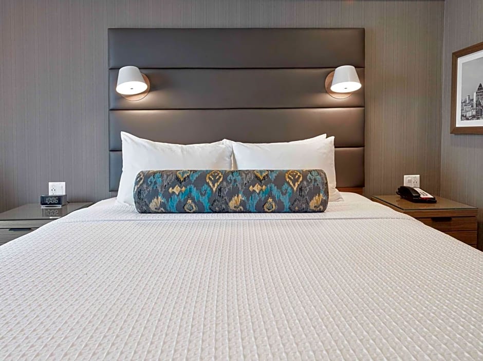 Sandman Signature Plano-Frisco Hotel