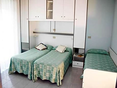 Quadruple Room with Balcony