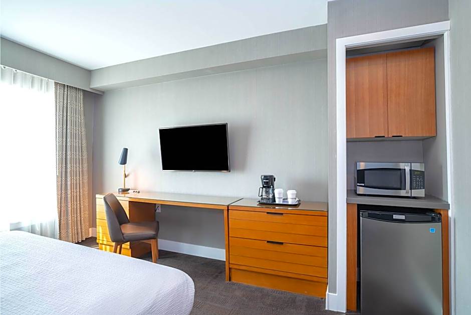 Sandman Hotel Hamilton