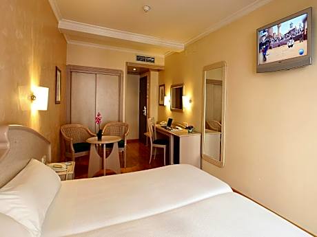 Twin Room with Terrace