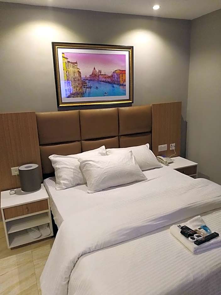 Blackwood Hotel