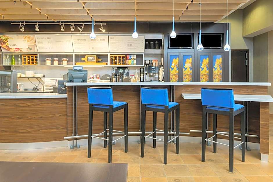 Courtyard by Marriott Asheville Airport