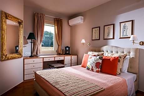 Superior Suite with Garden View