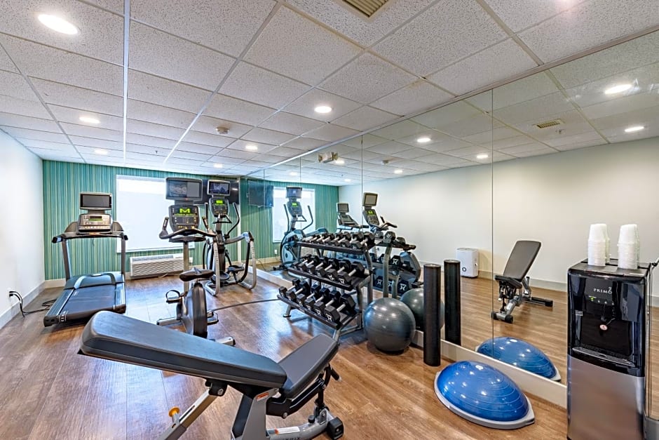 Holiday Inn Express Hotel and Suites Bastrop, an IHG Hotel