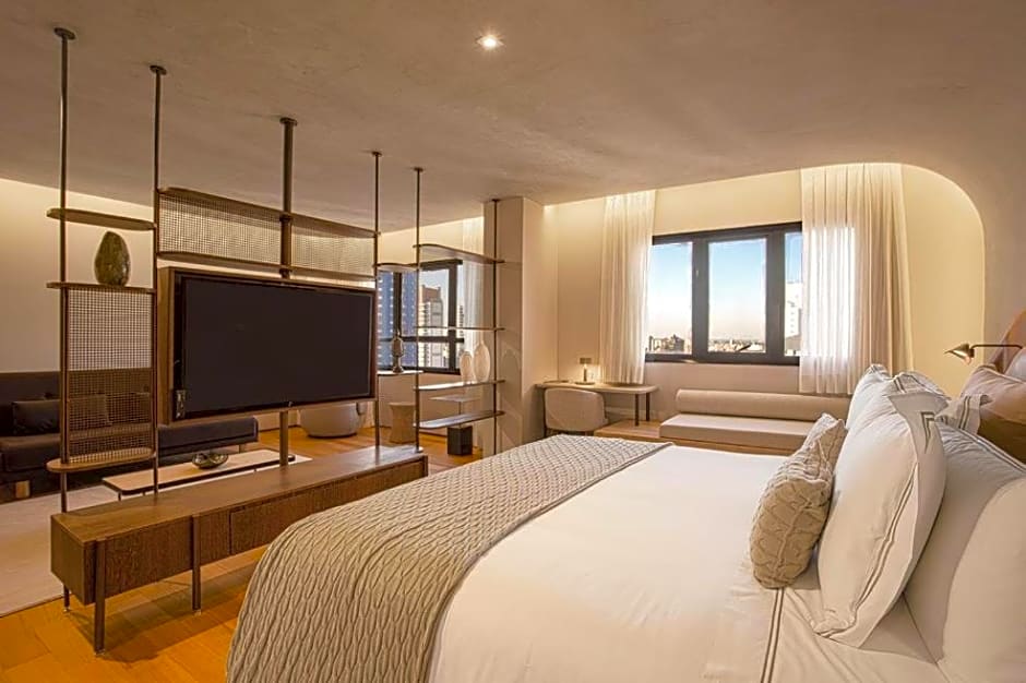 QOYA Hotel Curitiba, Curio Collection by Hilton