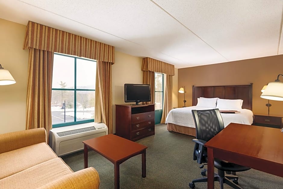 Hampton Inn & Suites Lake George