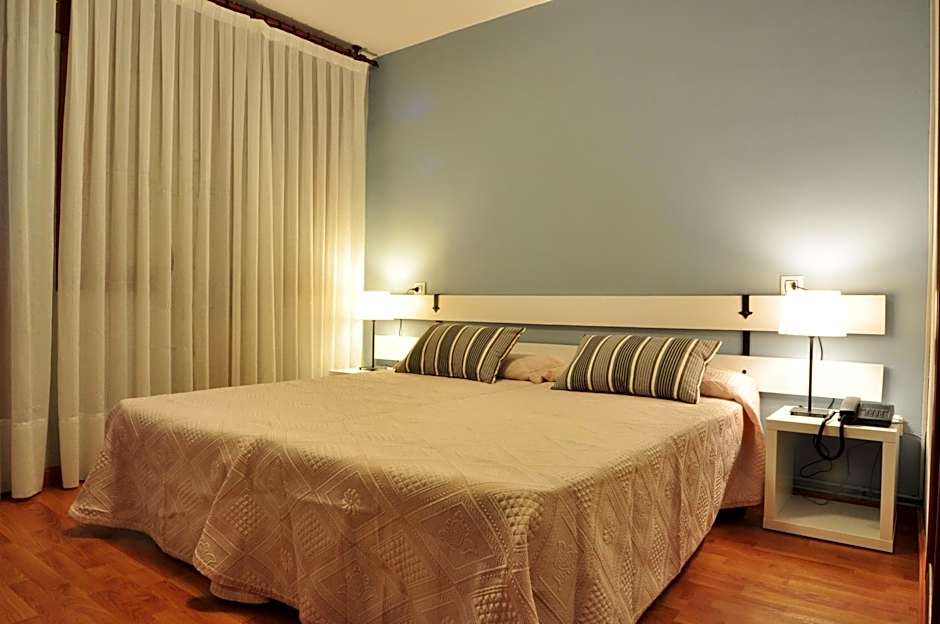 Hostal Europa