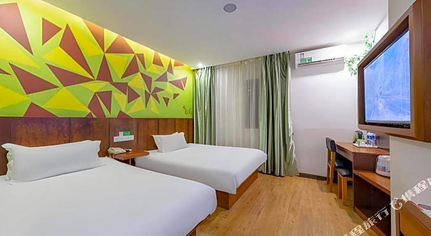 Vatica Shanghai Pudong Dishui Lake Branch