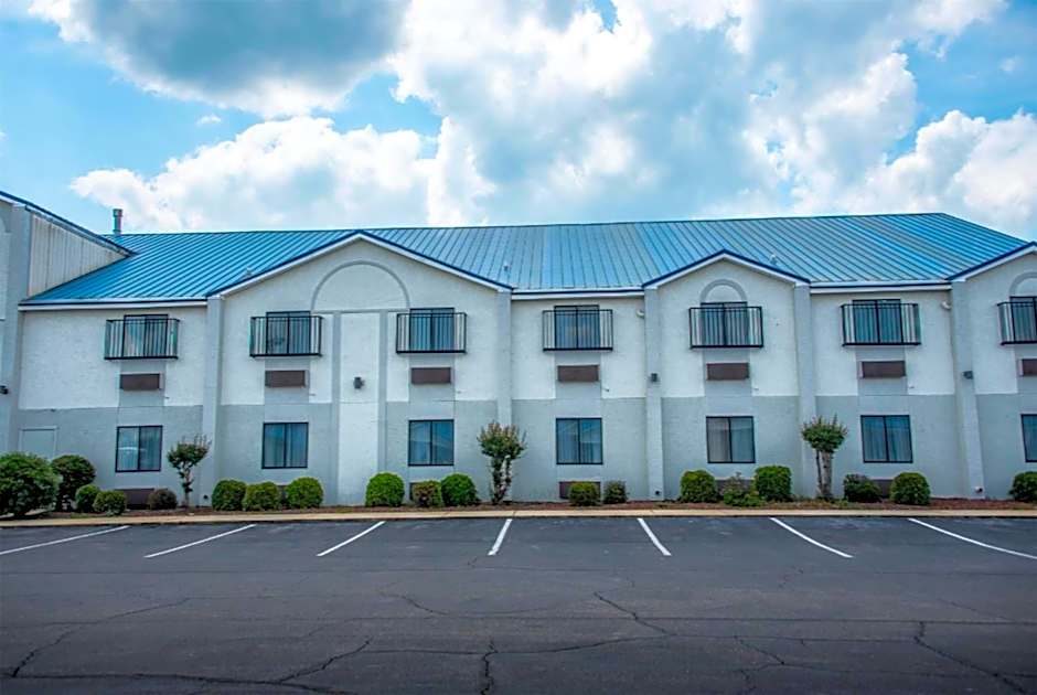 Days Inn by Wyndham Troy