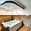 Clarion Inn & Suites Russellville I-40