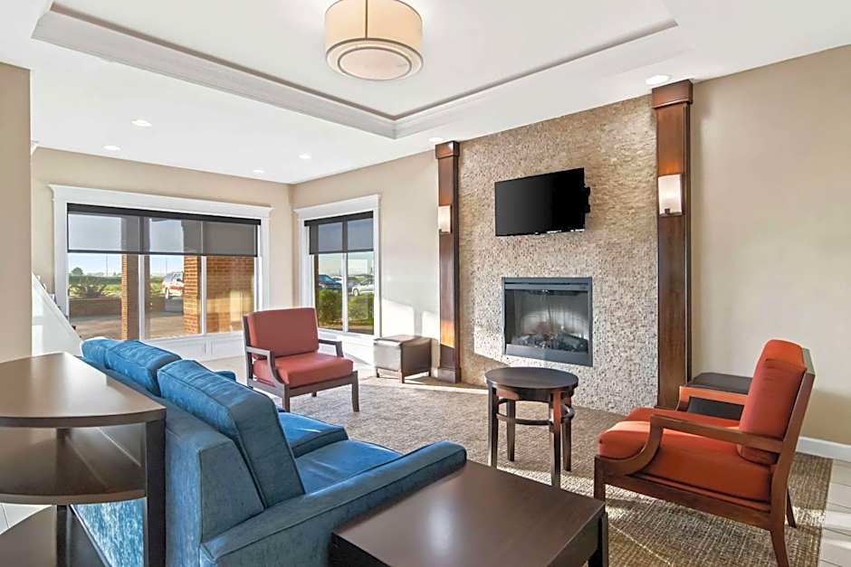 Comfort Inn Hebron-Lowell Area