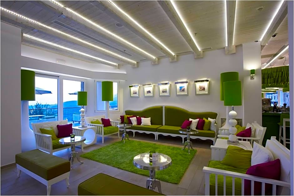 Salvator Villas & Spa