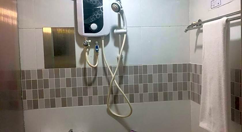 RAINFOREST Budget Stay