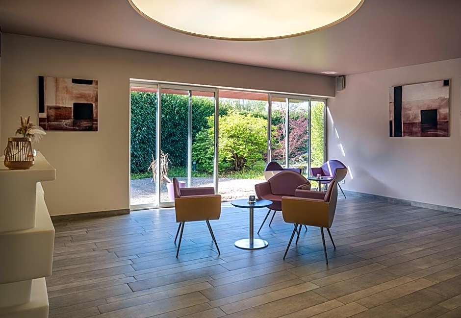 Charme Hôtel et Spa, Montbéliard Sud