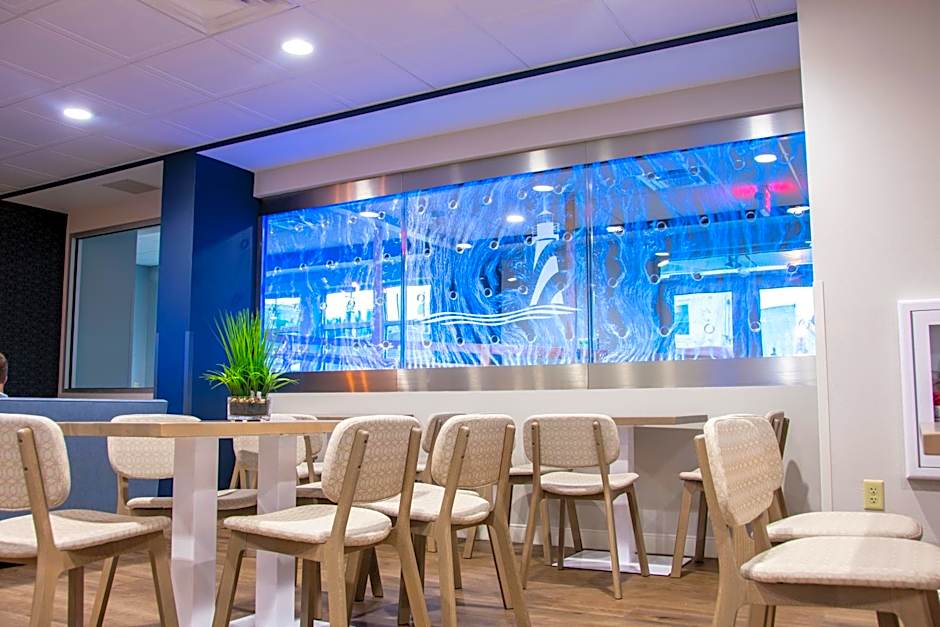 The Harborview on Lake Michigan, Ascend Hotel Collection