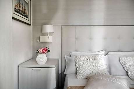 Classic Double or Twin Room