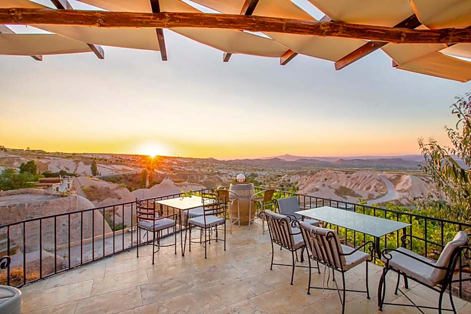 Cappadocia Fairy Chimneys Selfie Cave Hotels - Special Class