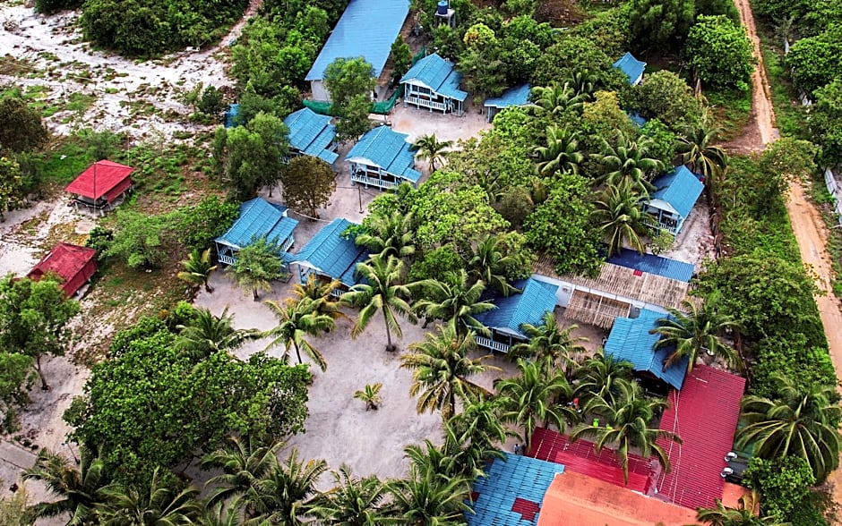 Mad Monkey  Koh Rong 