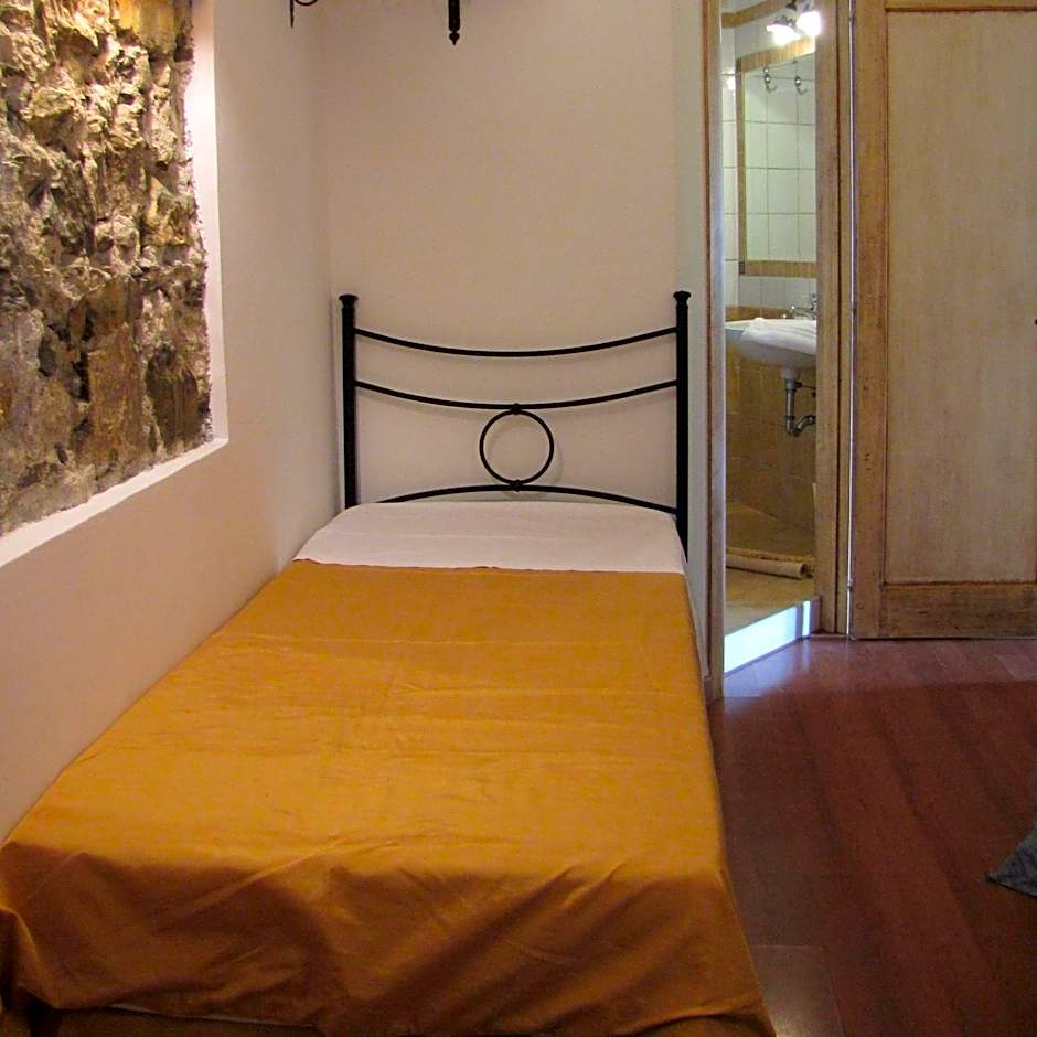 B&B Agon