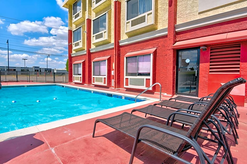 Ramada by Wyndham Oklahoma City Airport North