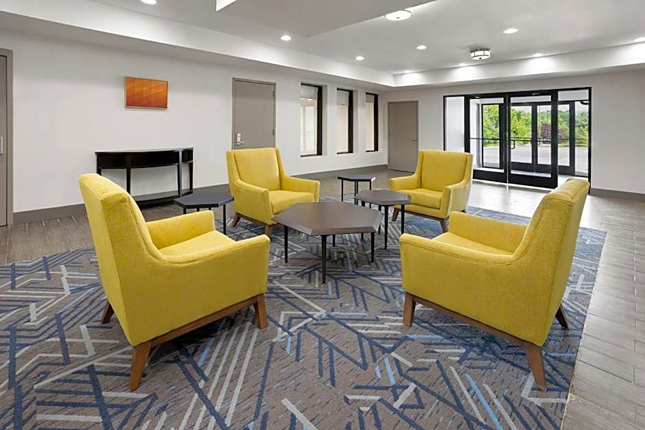 Holiday Inn Express & Suites Wyomissing By IHG