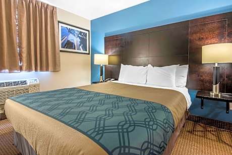 1 Queen Bed, Nonsmoking